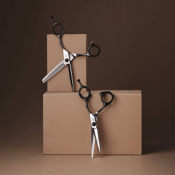 Duo paire de ciseaux professionnels HGF3 et Effileur THGFE355